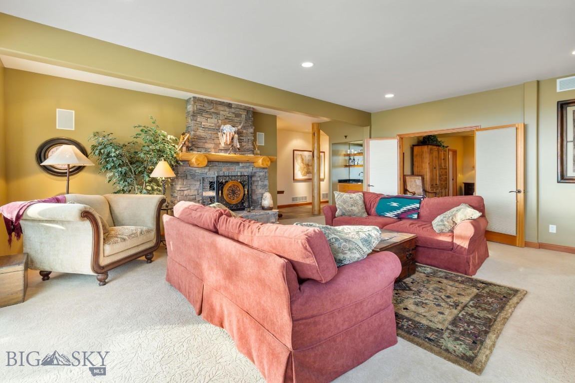 1061 Lookabout Lane Property Photo 58