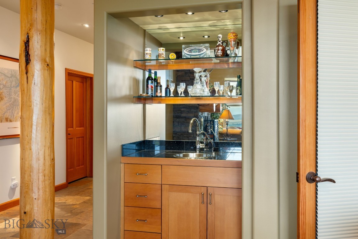 1061 Lookabout Lane Property Photo 59