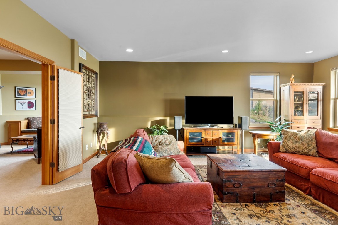 1061 Lookabout Lane Property Photo 60