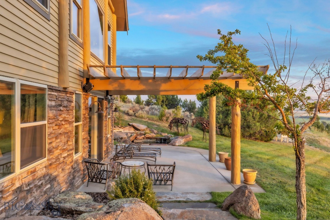 1061 Lookabout Lane Property Photo 77