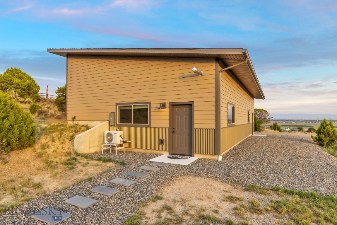 1061 Lookabout Lane Property Photo 83