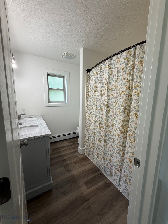 217 Lillian Way Property Photo 6