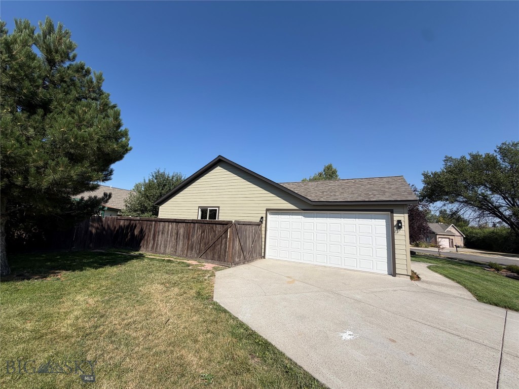 217 Lillian Way Property Photo 19
