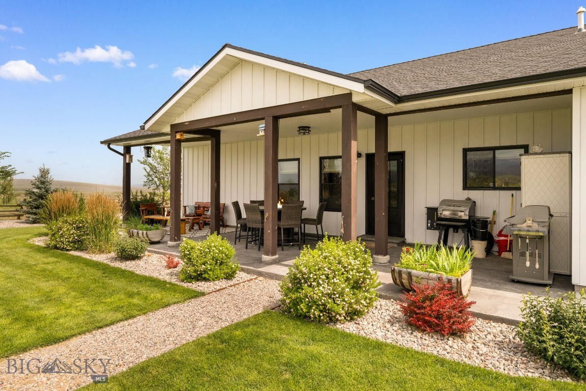 599 Salmon Fly Drive Property Photo 11