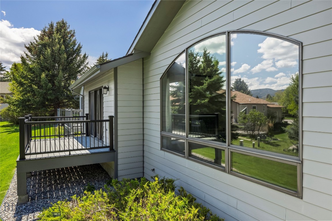 1757 Highland Boulevard 15 Property Photo 6