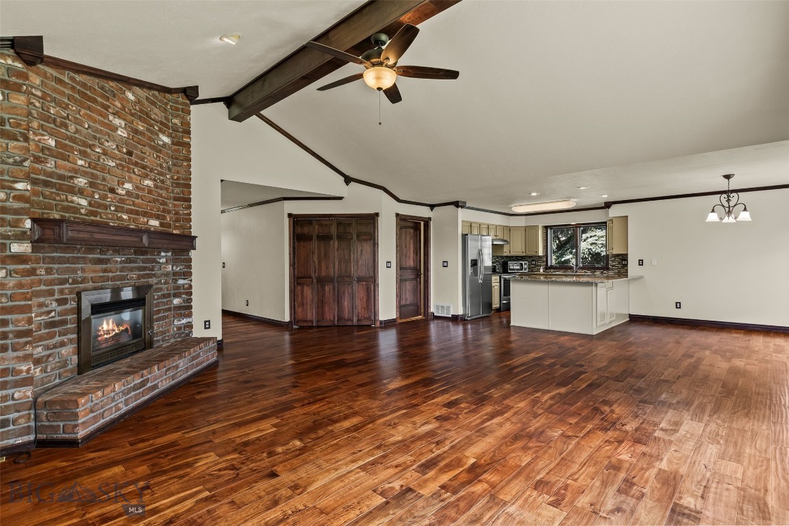 1757 Highland Boulevard 15 Property Photo 9