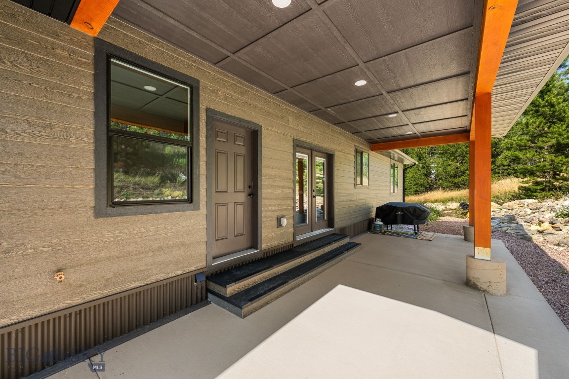 414132 Property Photo 12