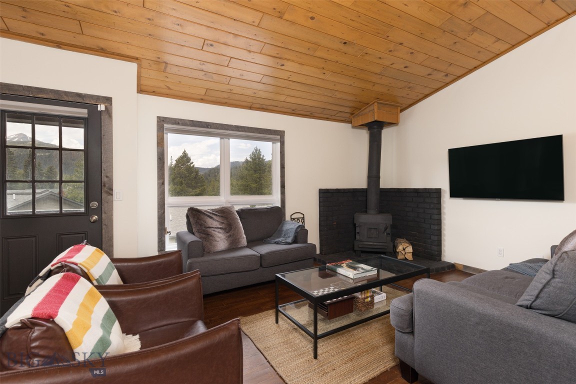 32 Rose Hip Circle N-3 Property Photo 4