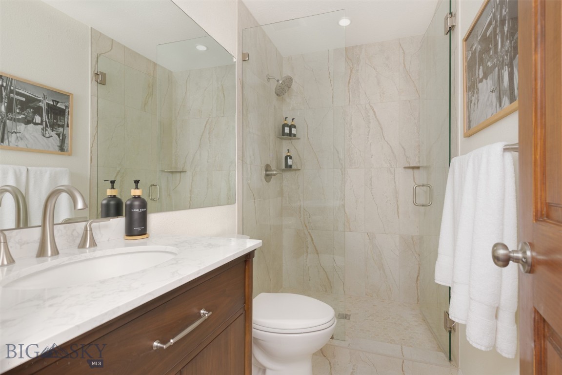 32 Rose Hip Circle N-3 Property Photo 18