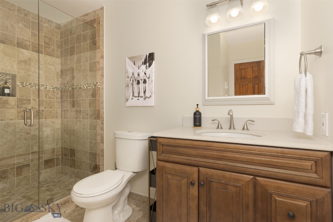 32 Rose Hip Circle N-3 Property Photo 24