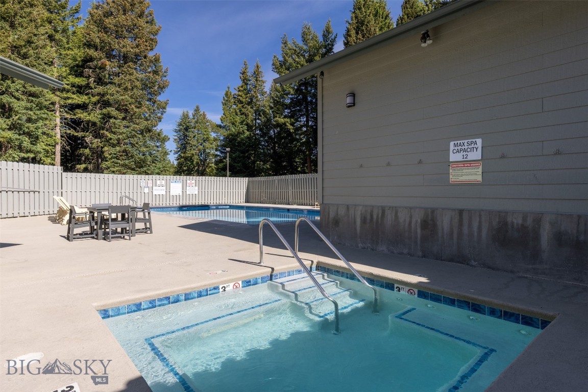 32 Rose Hip Circle N-3 Property Photo 28