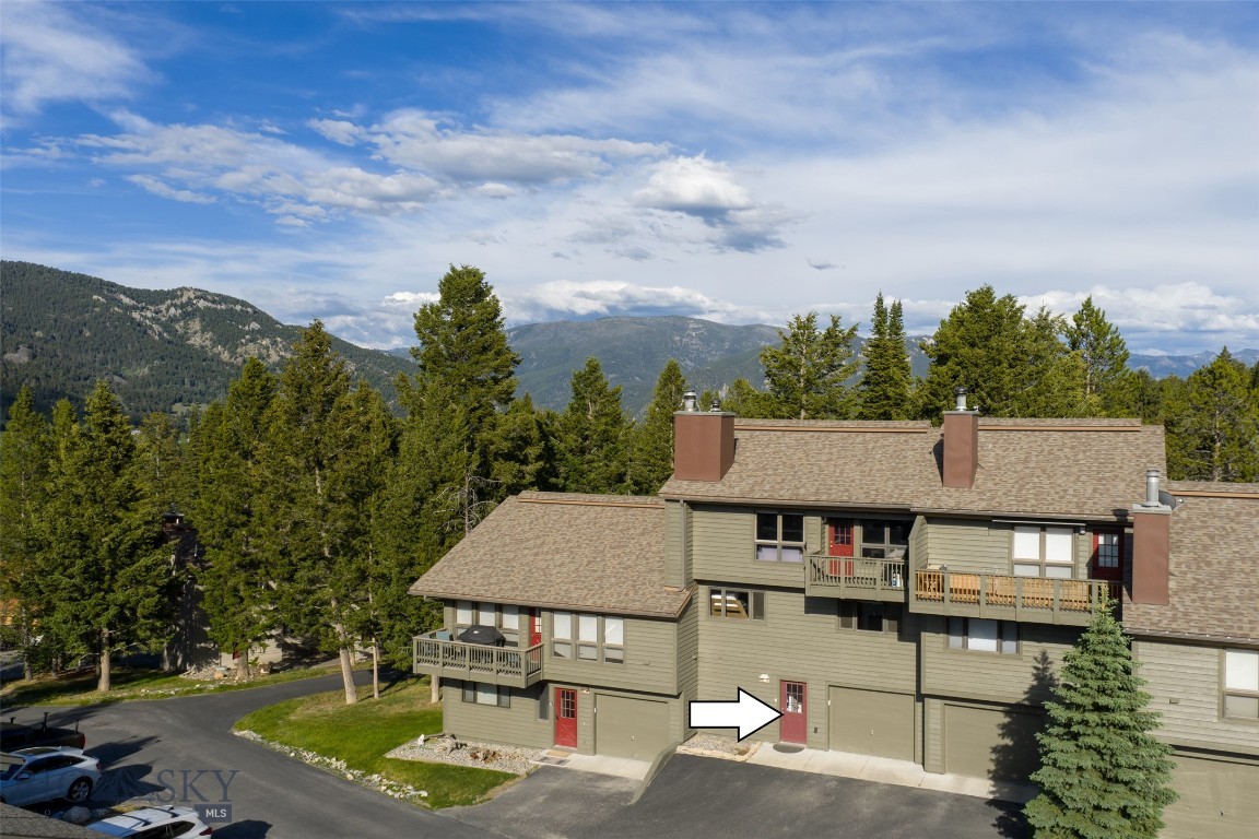 32 Rose Hip Circle N-3 Property Photo 32