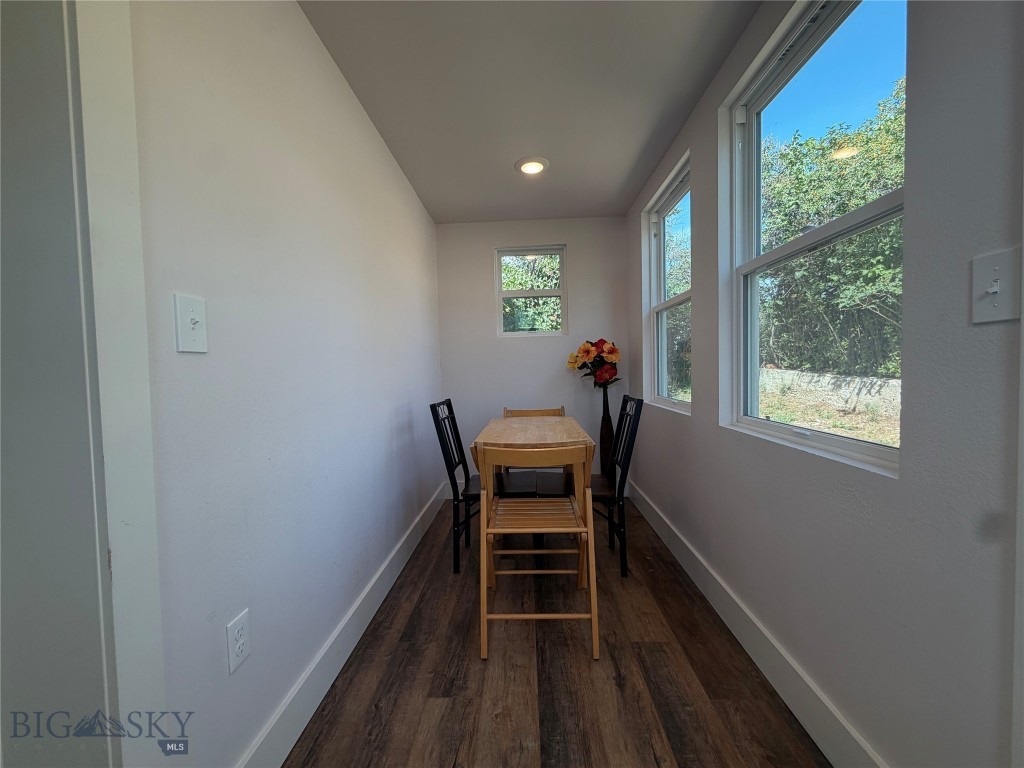 304 E Larime Street Property Photo 10