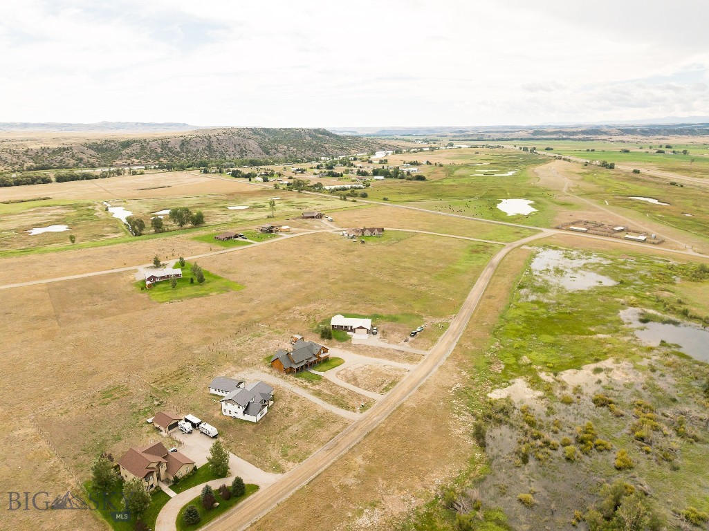 26 Mountain Vista Drive Property Photo 17