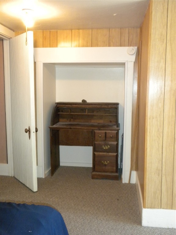 201 1st W Property Photo 14