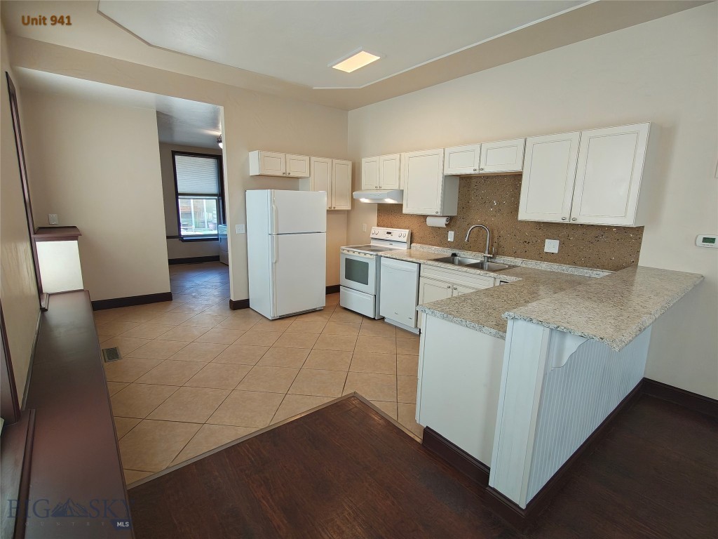 941-943 W Granite Property Photo 6