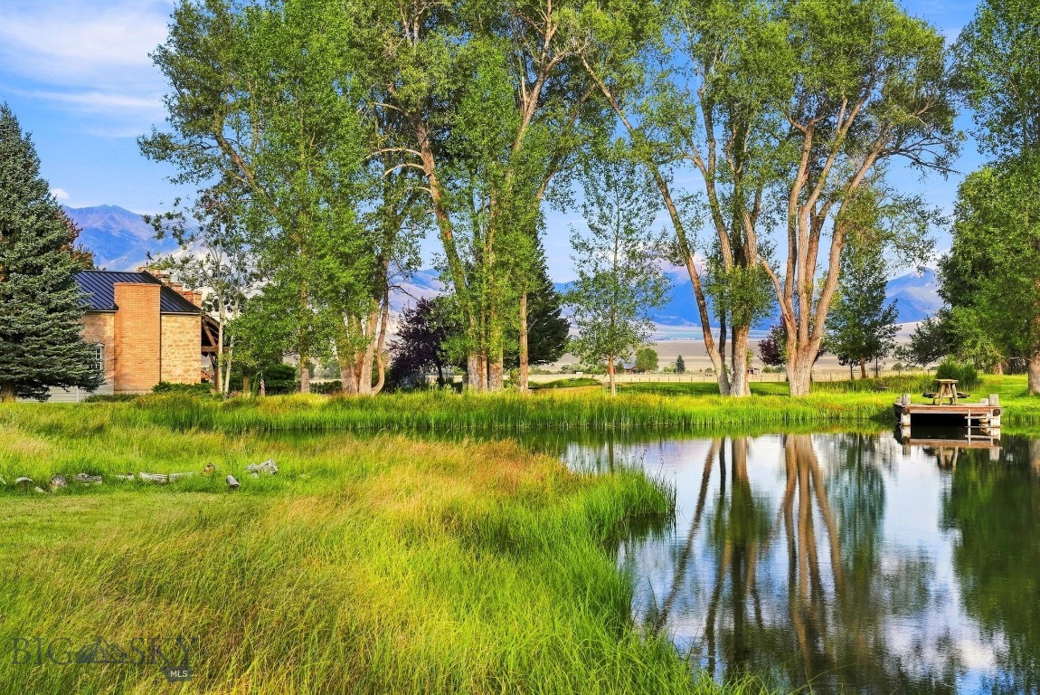 84 Gravelly Range Property Photo 39