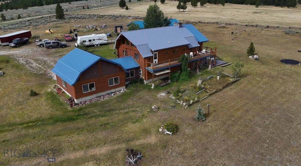448 Red Fox Road Property Photo 2