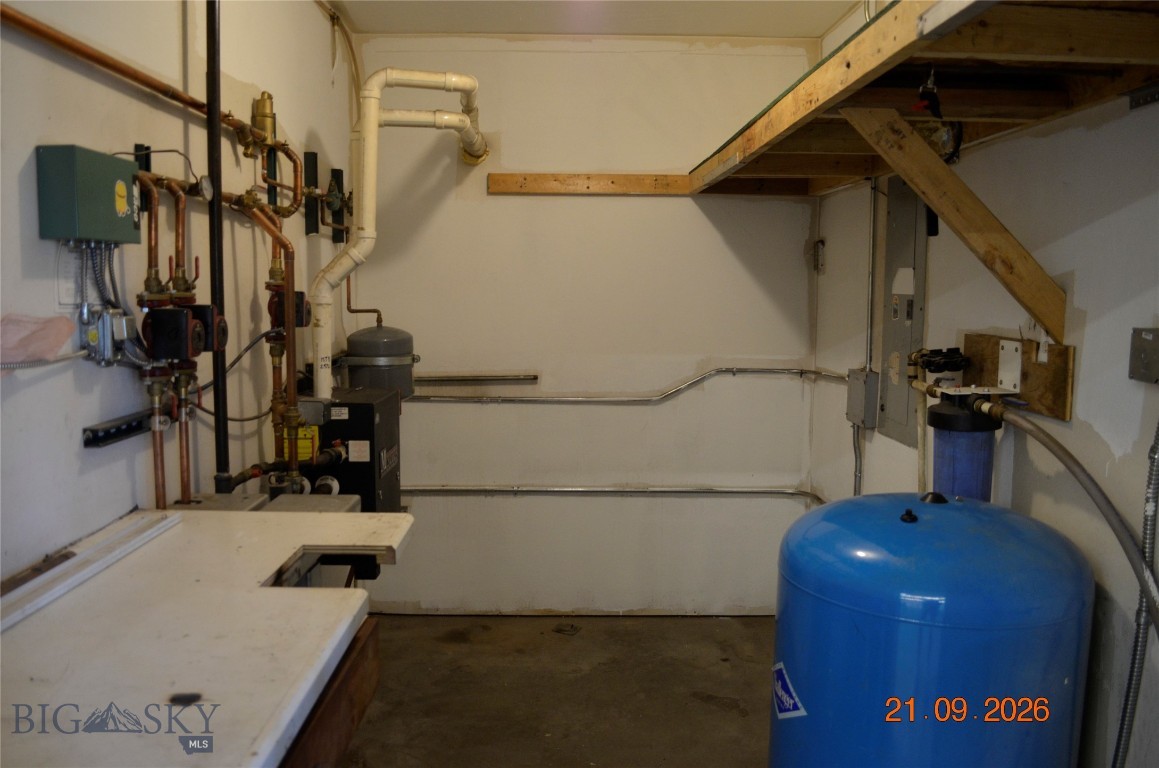 265 High K Property Photo 12