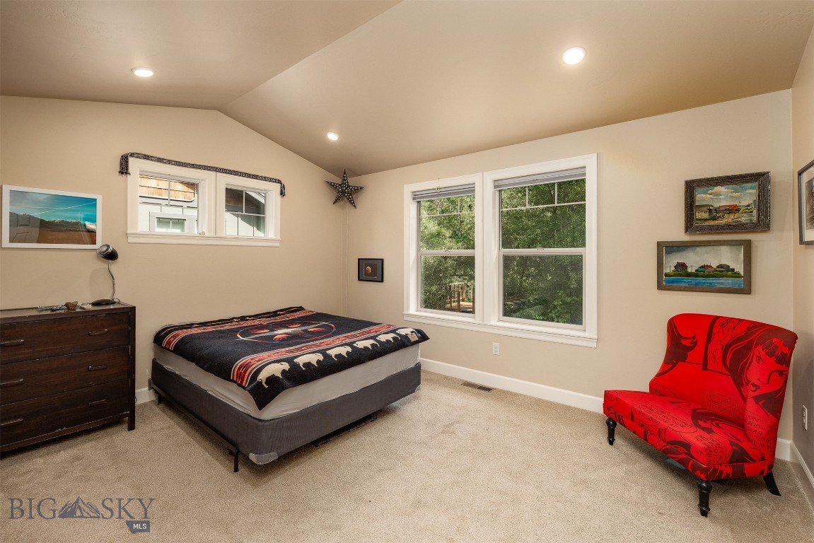 406 E Geyser Property Photo 11