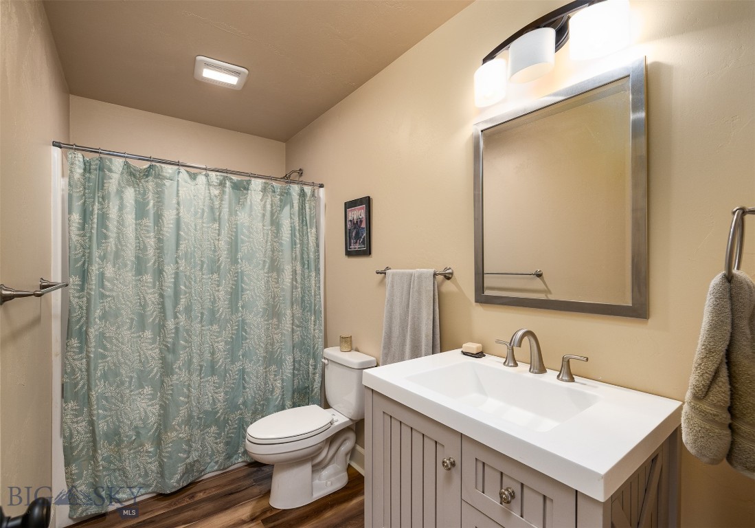 406 E Geyser Property Photo 15