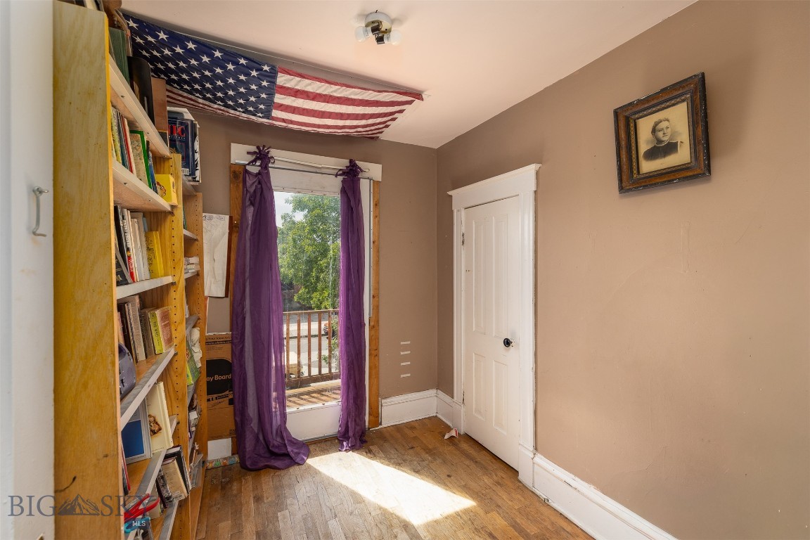 123 S E Street Property Photo 18