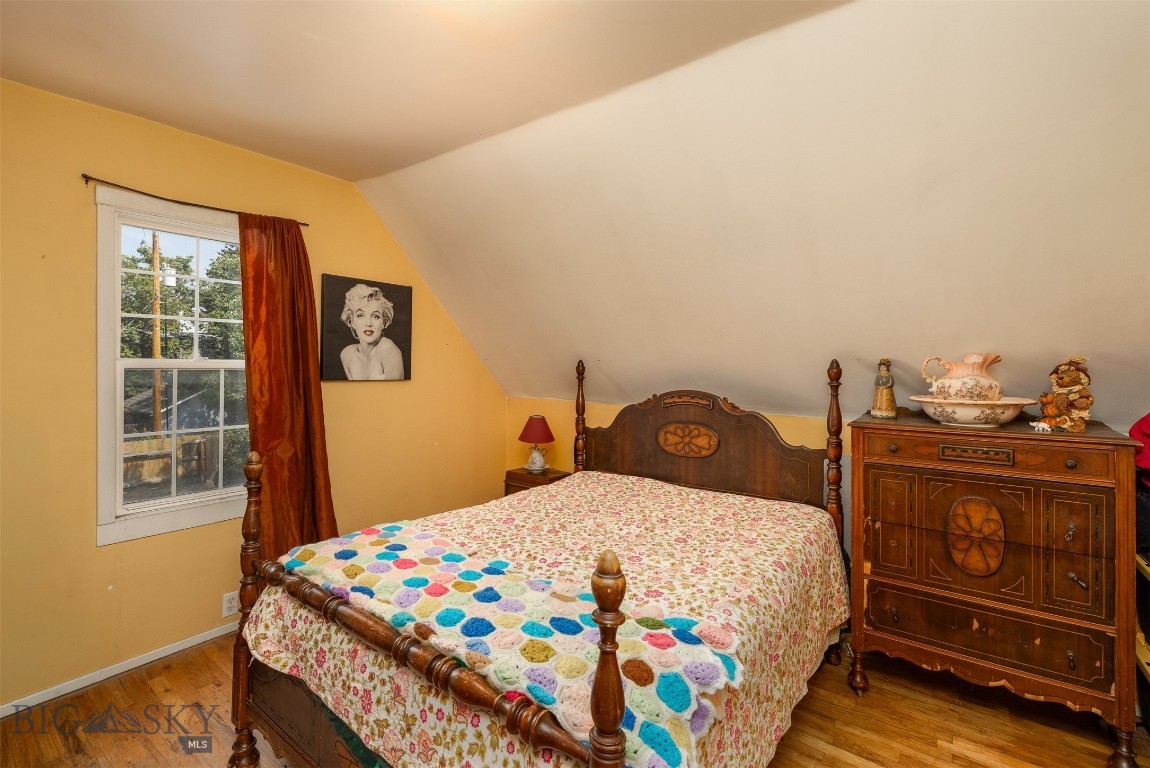 123 S E Street Property Photo 23
