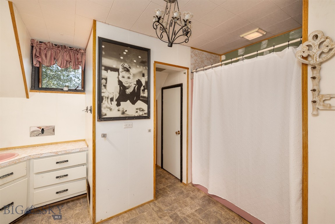 123 S E Street Property Photo 25