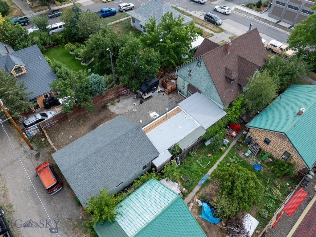 123 S E Street Property Photo 40