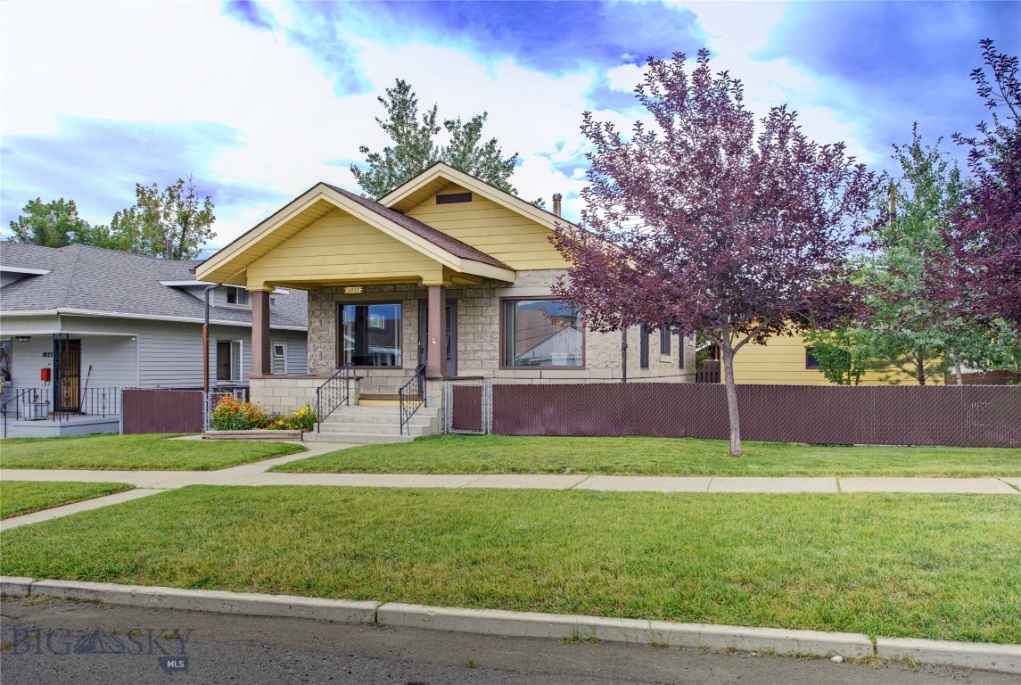 1011 S Colorado Property Photo 1