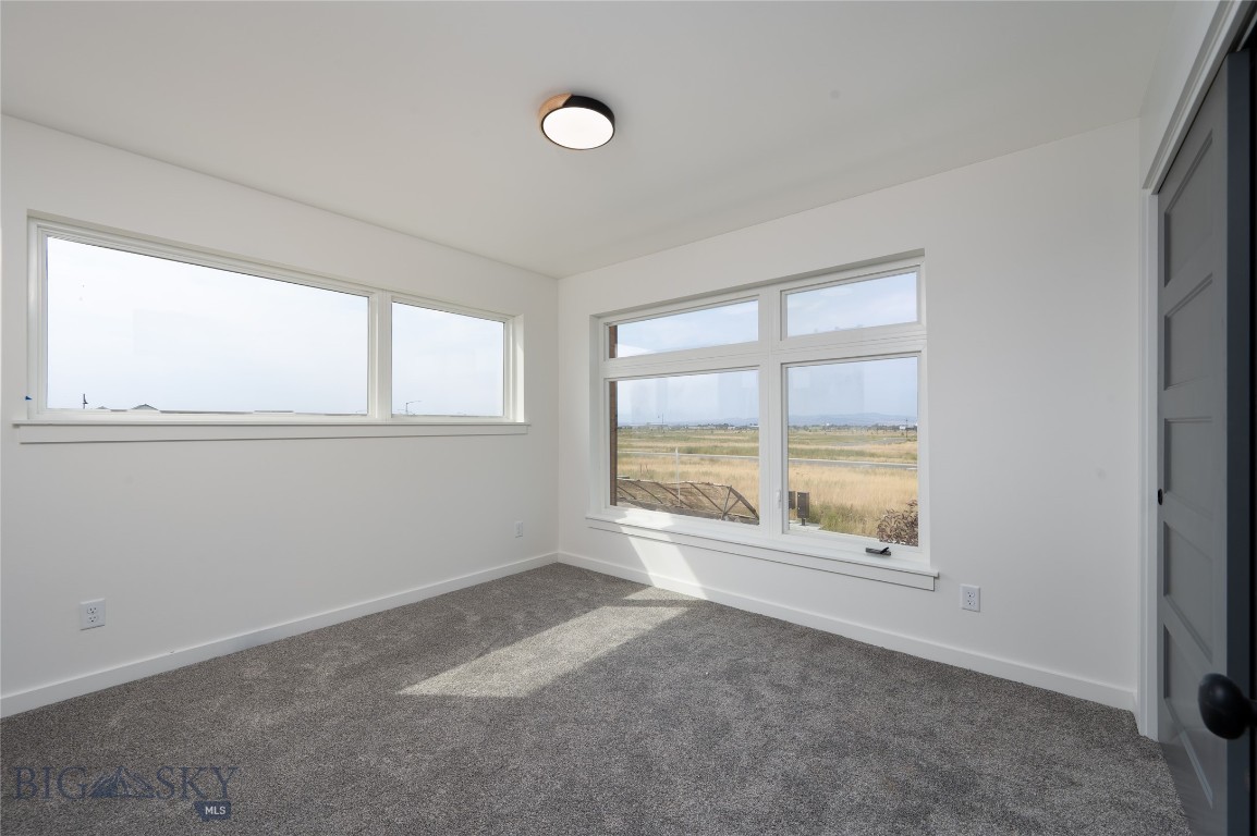 845 Accolade Loop Property Photo 16