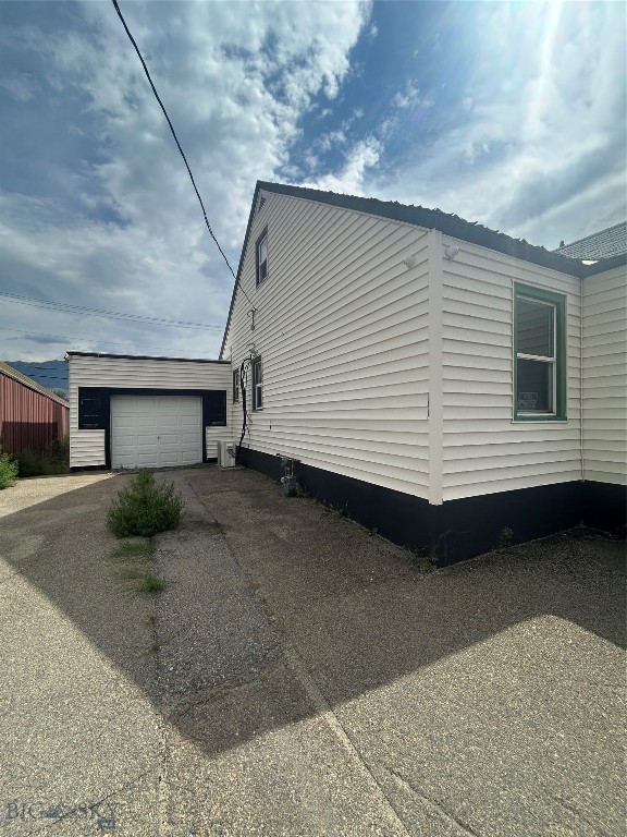 3350 Harrison Avenue Property Photo 2