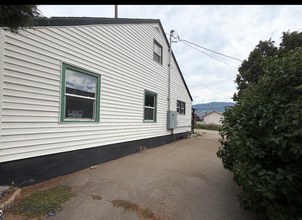 3350 Harrison Avenue Property Photo 5