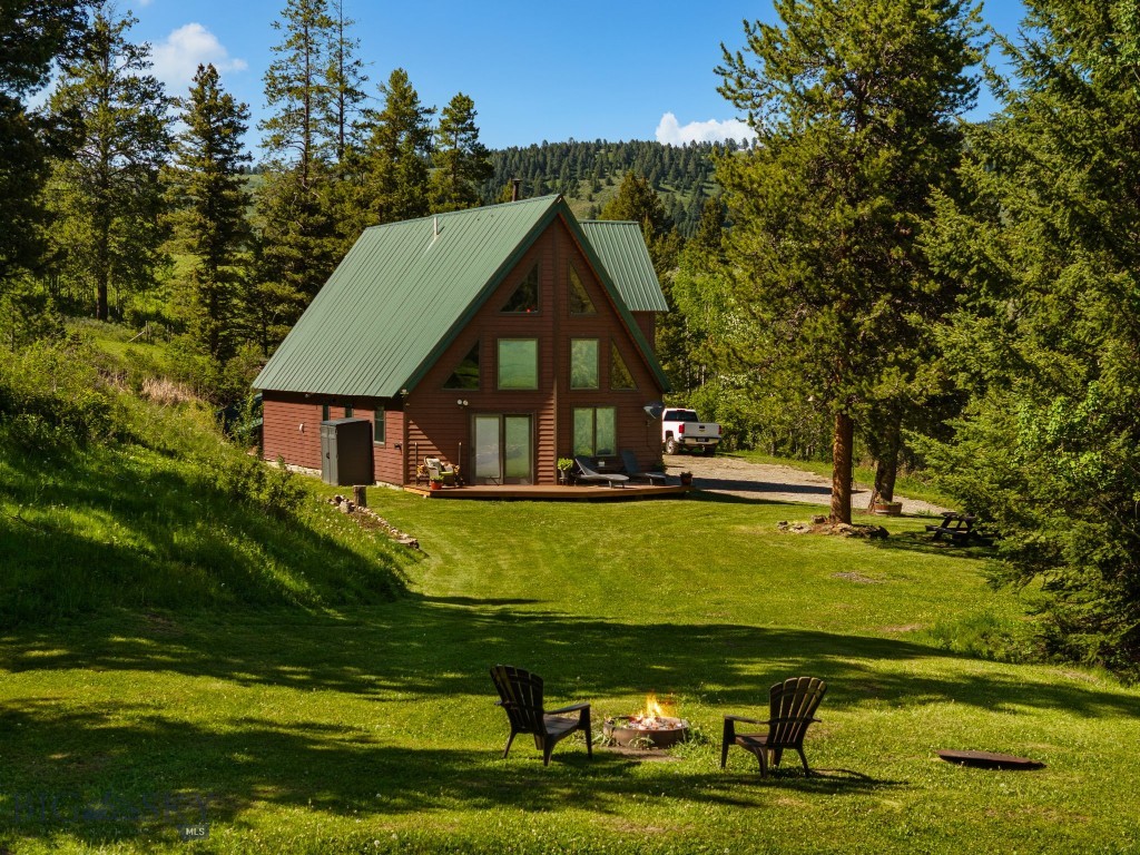 3395 Trail Creek Road Property Photo 2