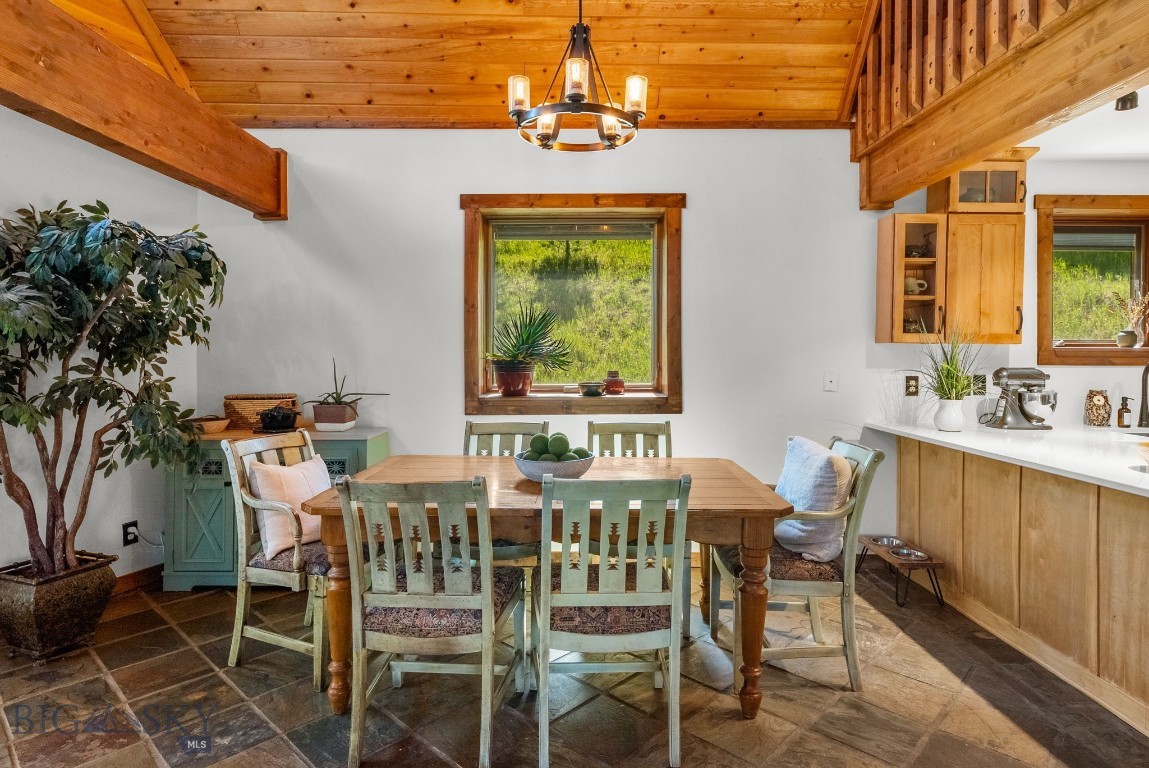3395 Trail Creek Road Property Photo 13