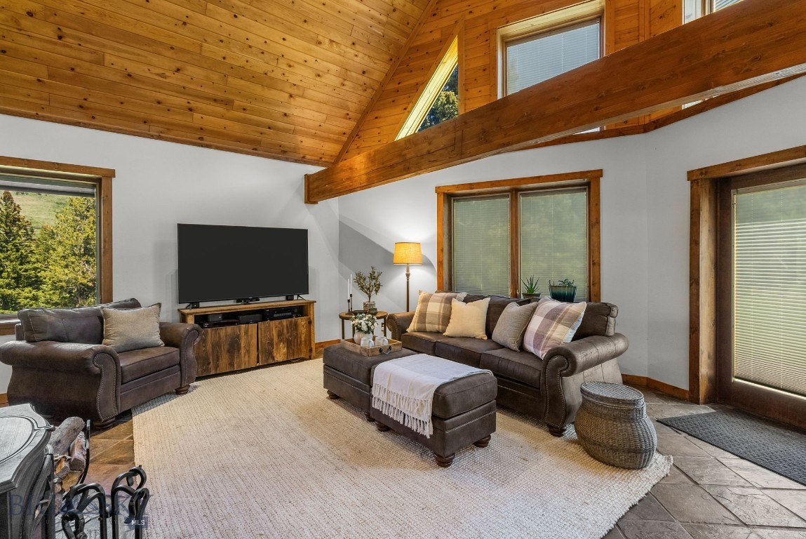 3395 Trail Creek Road Property Photo 15