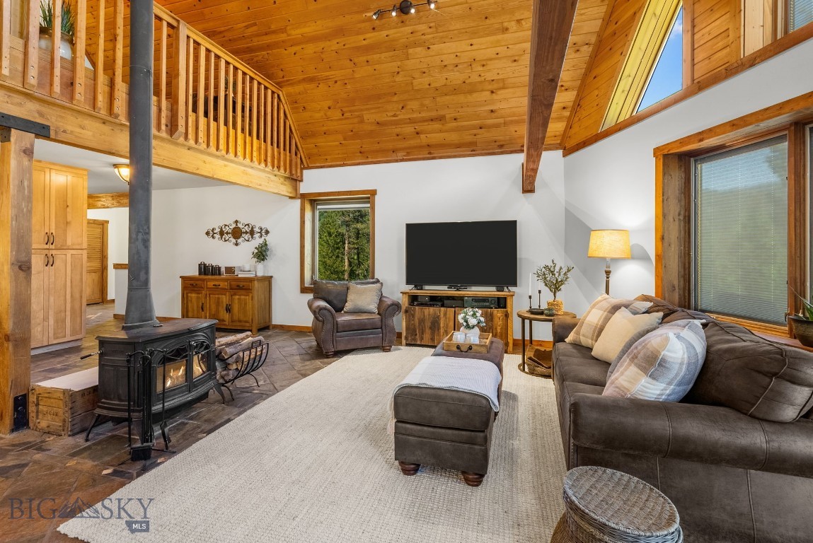 3395 Trail Creek Road Property Photo 17