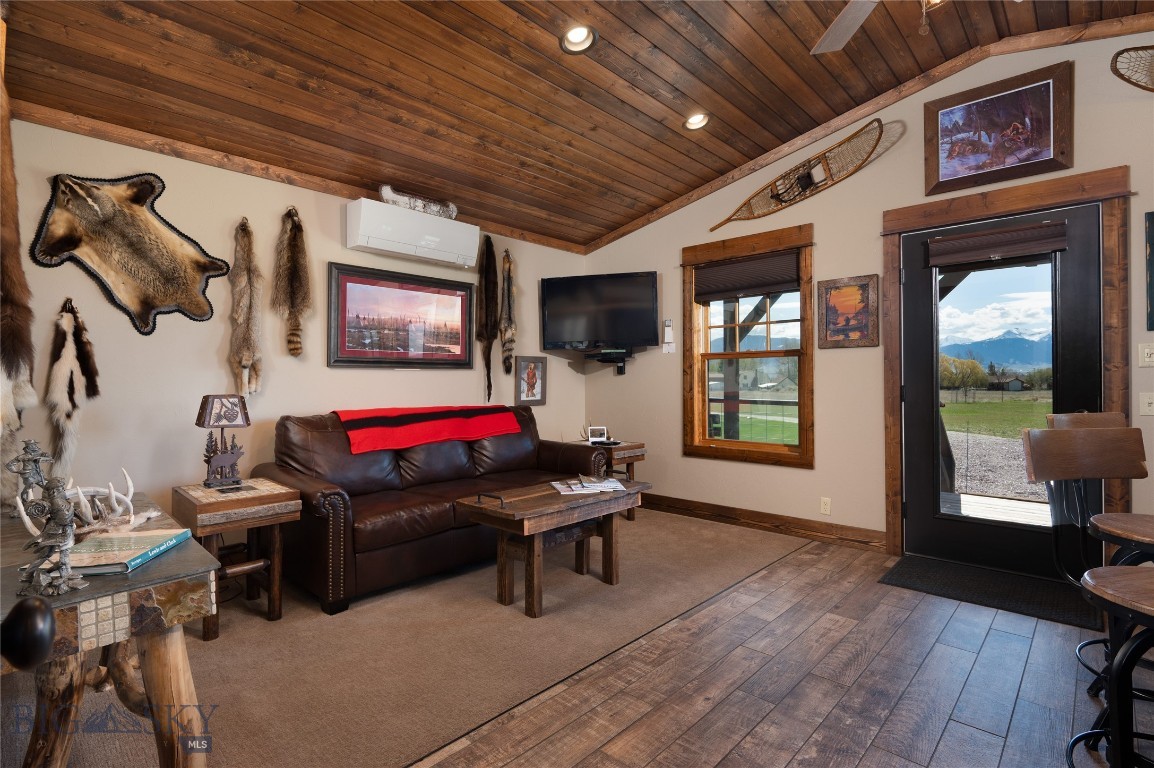 5469 Us Highway 287 Property Photo 12