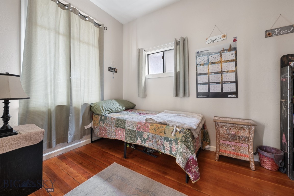 1740 Grand Property Photo 9