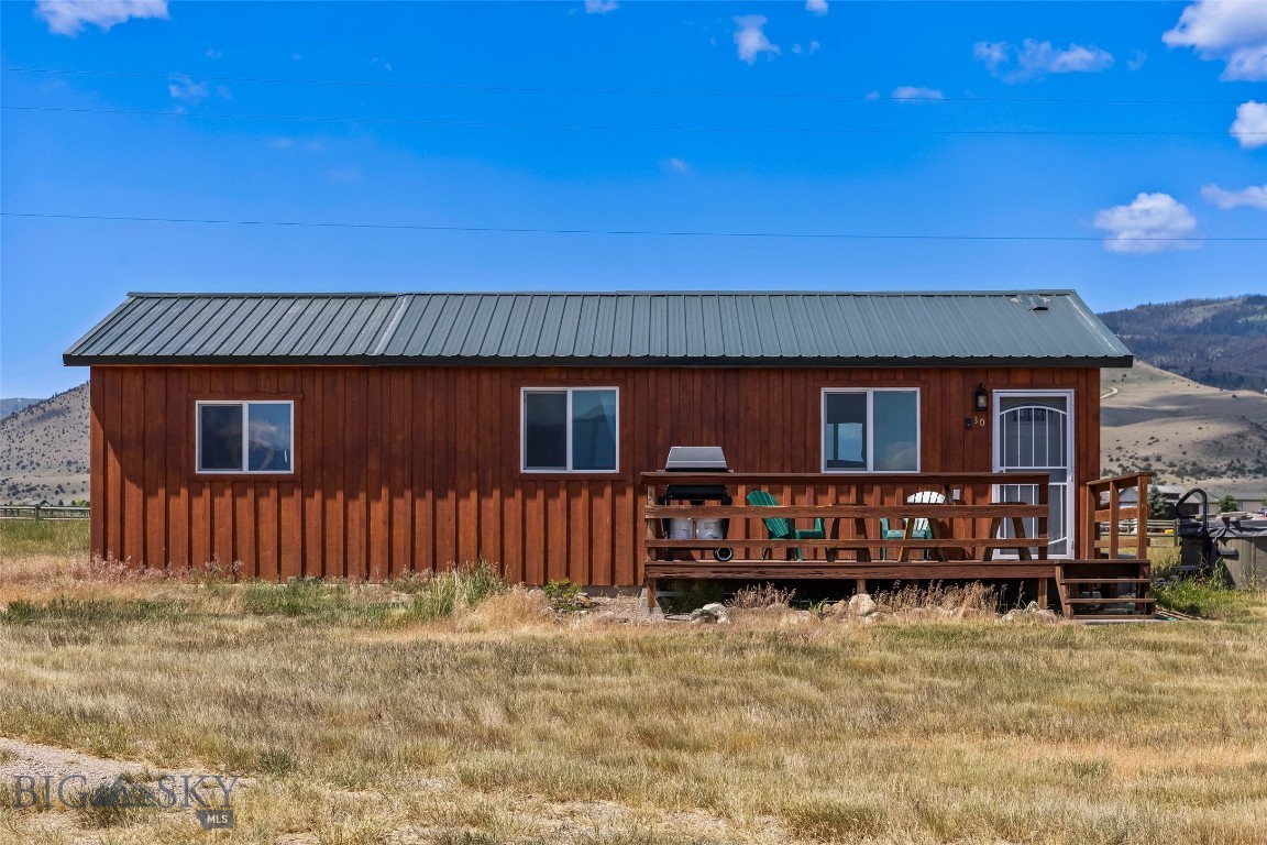 30 Hayfield Loop Trail Property Photo 7
