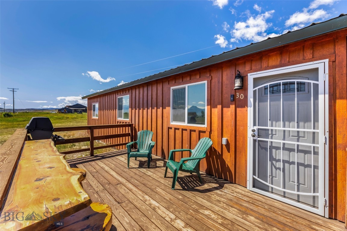 30 Hayfield Loop Trail Property Photo 8