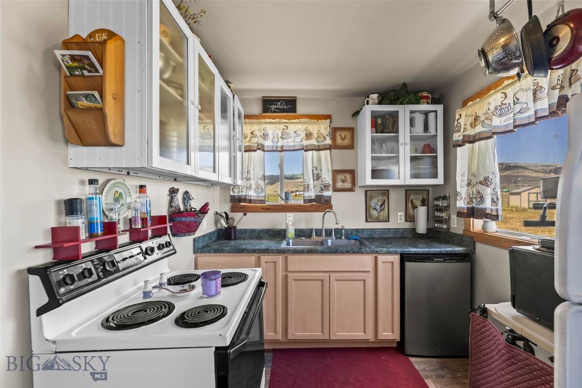 30 Hayfield Loop Trail Property Photo 16