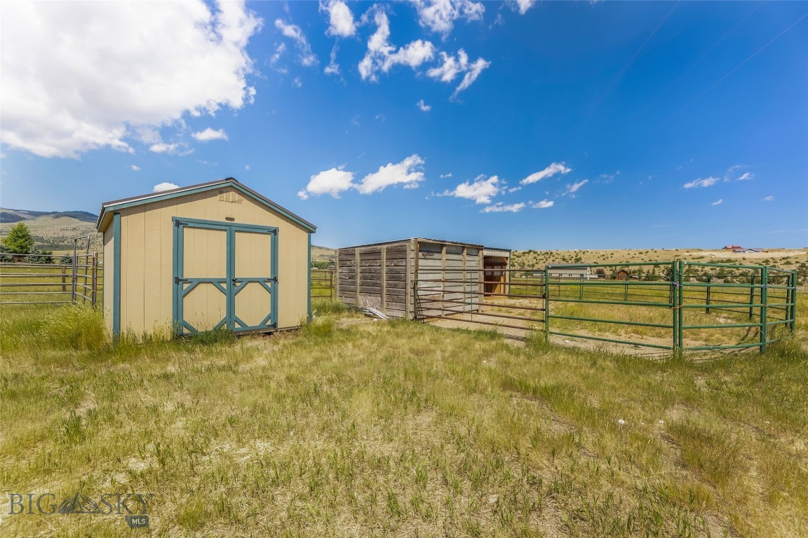 30 Hayfield Loop Trail Property Photo 30