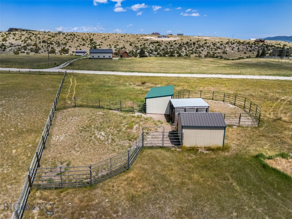 30 Hayfield Loop Trail Property Photo 47
