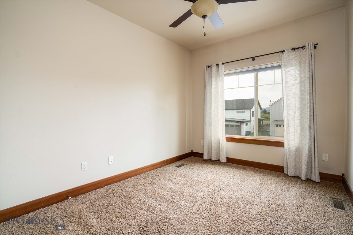 833 Rosa Way B Property Photo 24
