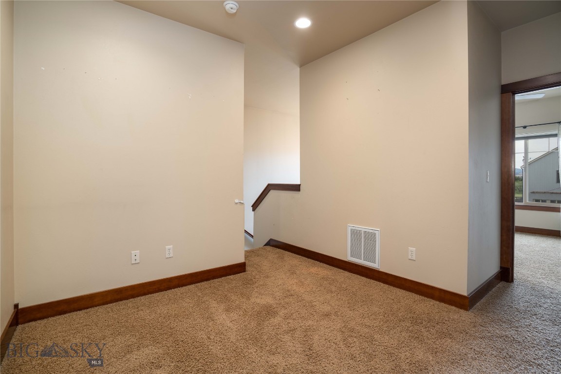 833 Rosa Way B Property Photo 26