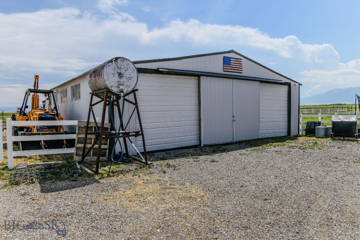 2409 Carrigan Lane Property Photo 47