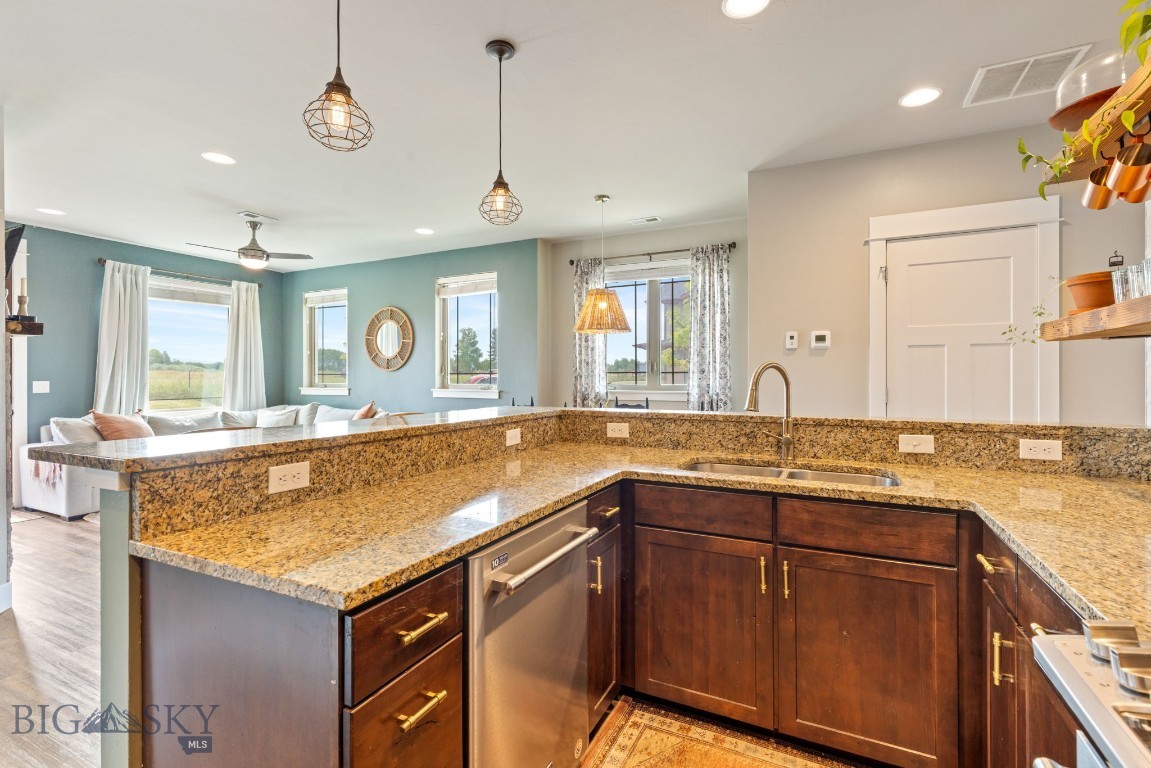 3098 Lori Lane Property Photo 13