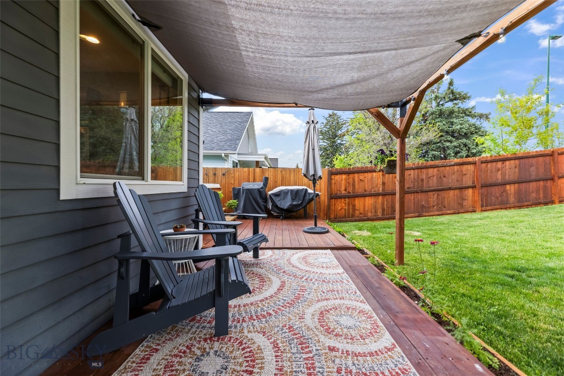 4448 Shadowglen Drive Property Photo 26