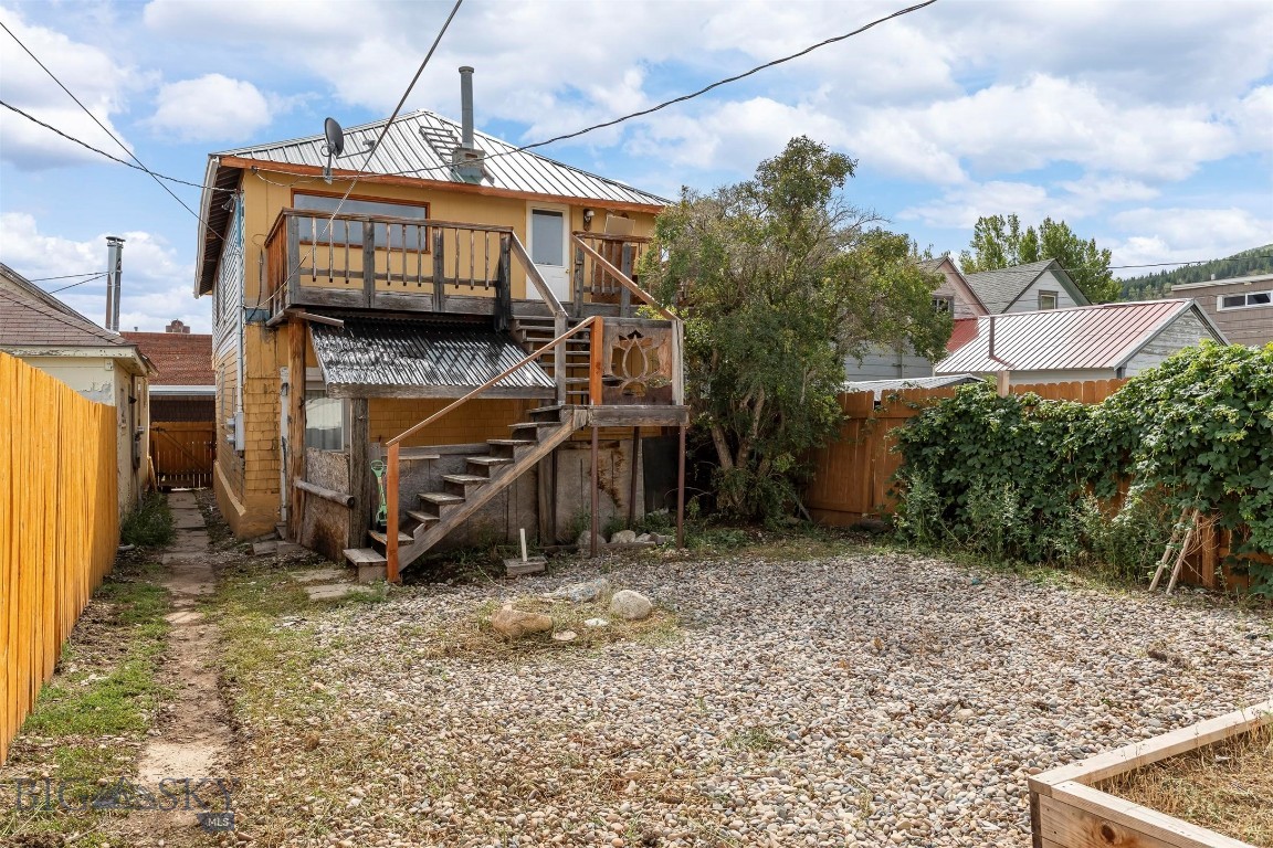 408 Chestnut Property Photo 6